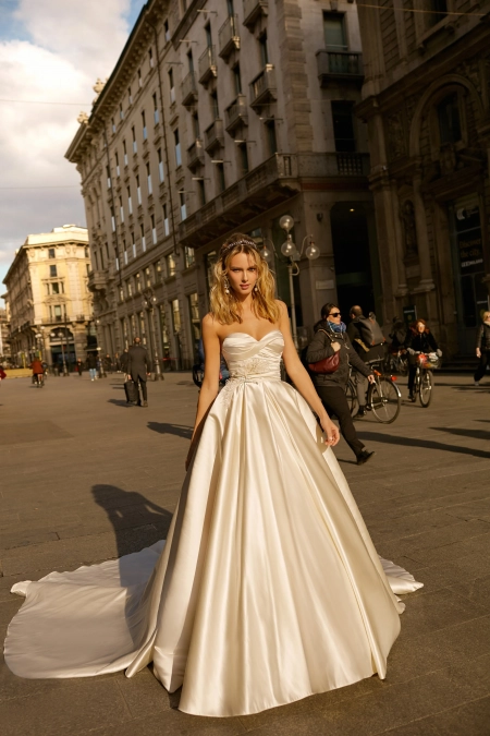 Berta Bridal - Style 20-20 - Milano 2020