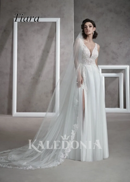Kaledonia - Tiara - Bella Romantica 2021 Collection