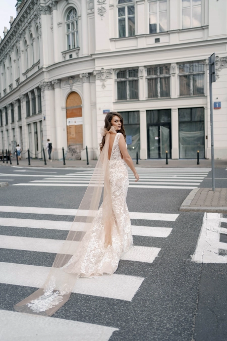 LULU MADELINE - VALENCIA - Love in the City Wedding Collection