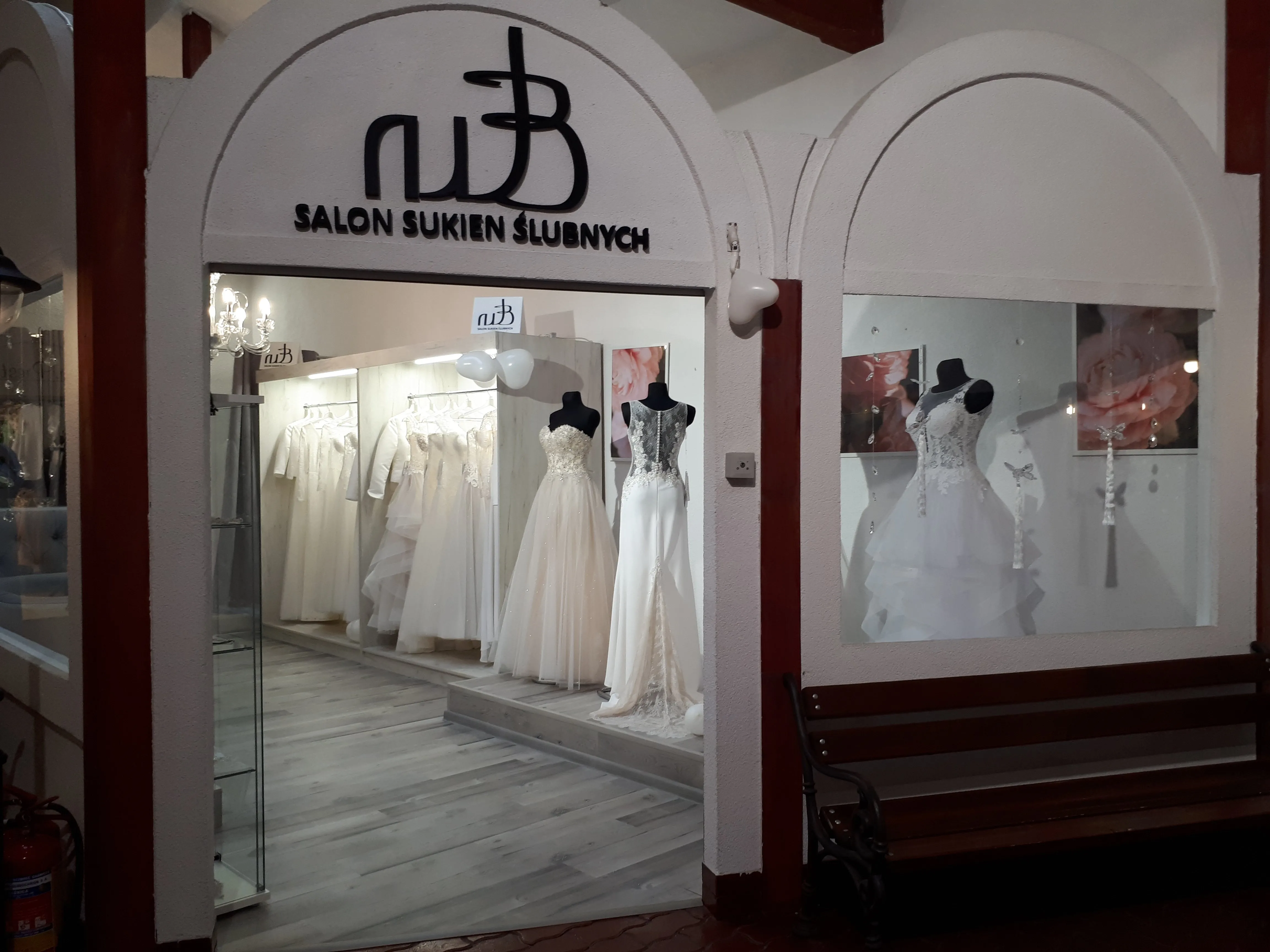 Wb Salon Sukien Slubnych Krakow Opinie Wedding Pl