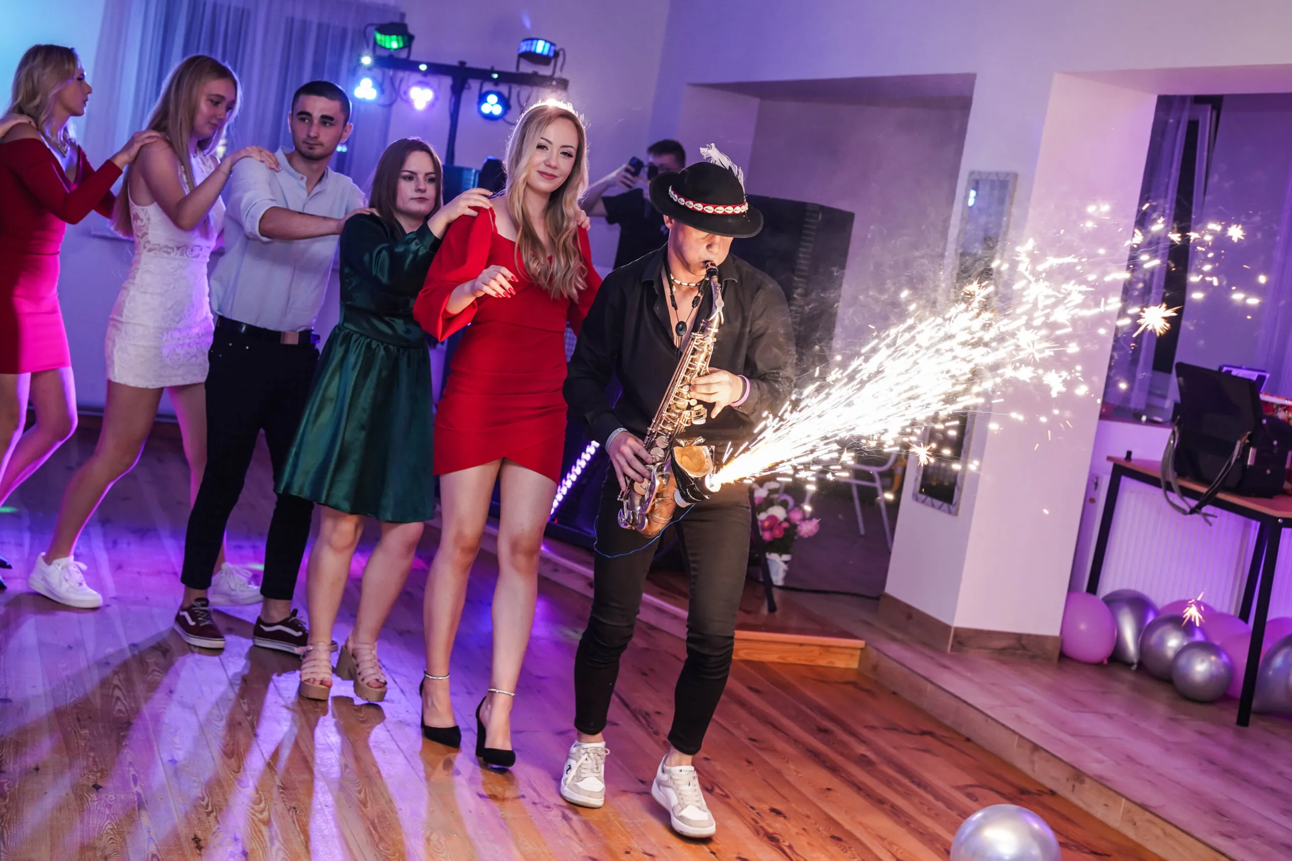 Zdjęcie inspiracji ślubnej — PARTY SQUAD