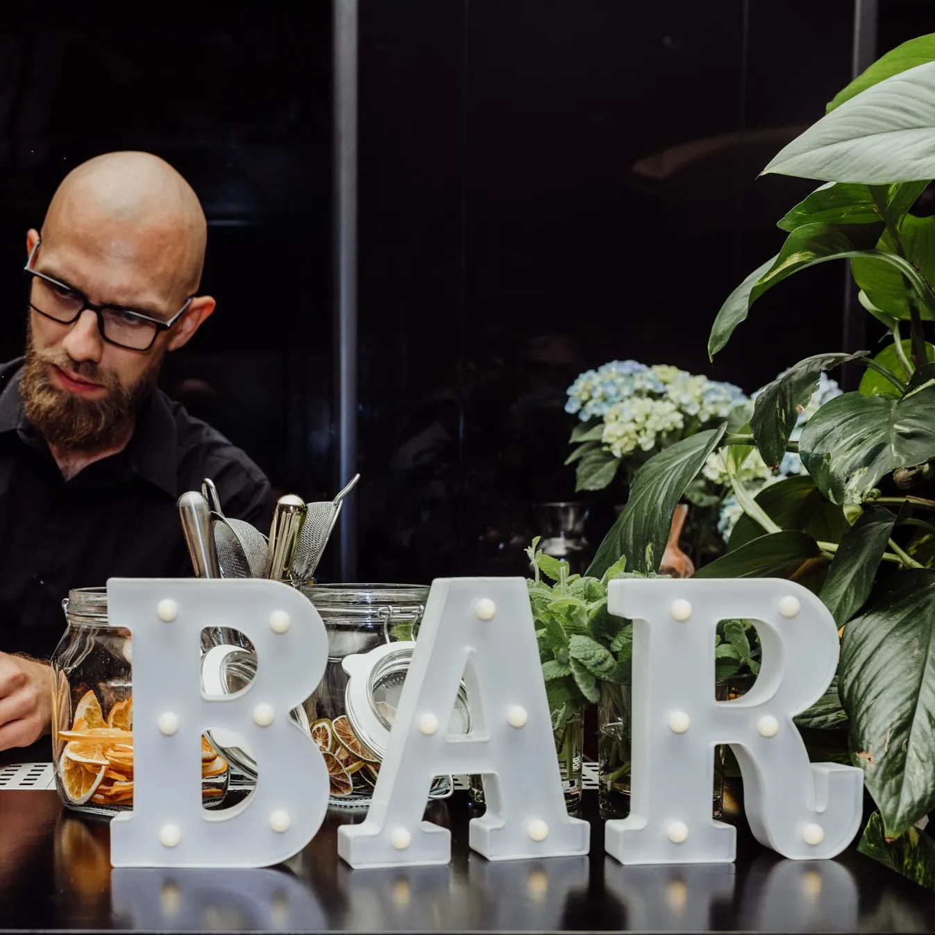 Zdjęcie inspiracji ślubnej — Bar Classic - mobilny drink bar