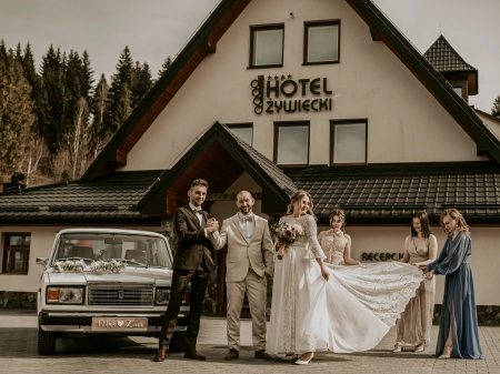 auto do ślubu — Hotel Żywiecki Sala Bankietowa Przyłękówka — Sala weselna · Żywiec