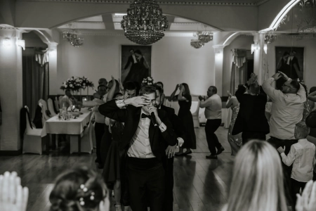 czarno-biała fotografia — Manufaktura Imprez — Dj na wesele · Kraków