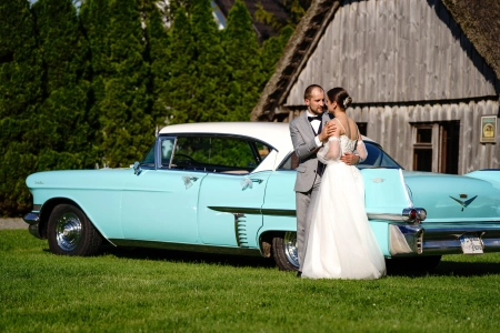 auto do ślubu — Wichrowe Wzgórze Resort & Spa — Sala weselna · Chmielno