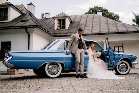 welon, auto do ślubu — Auta na ślub klasyki — Samochody do ślubu · Myślenice