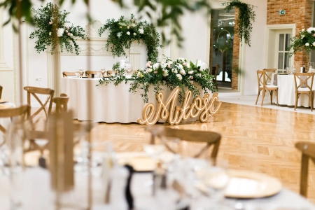 stół pary młodej — VILLA SERENADA — Sala weselna · Osiek Małopolskie