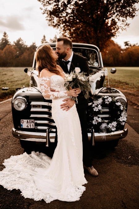 auto do ślubu — Monika Stachuca Photography — Fotograf ślubny · Myszków