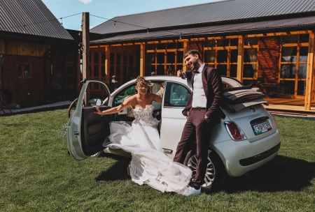 auto do ślubu — Stodoła weselna- Kaczewska stodoła — Sala weselna · Radziejów