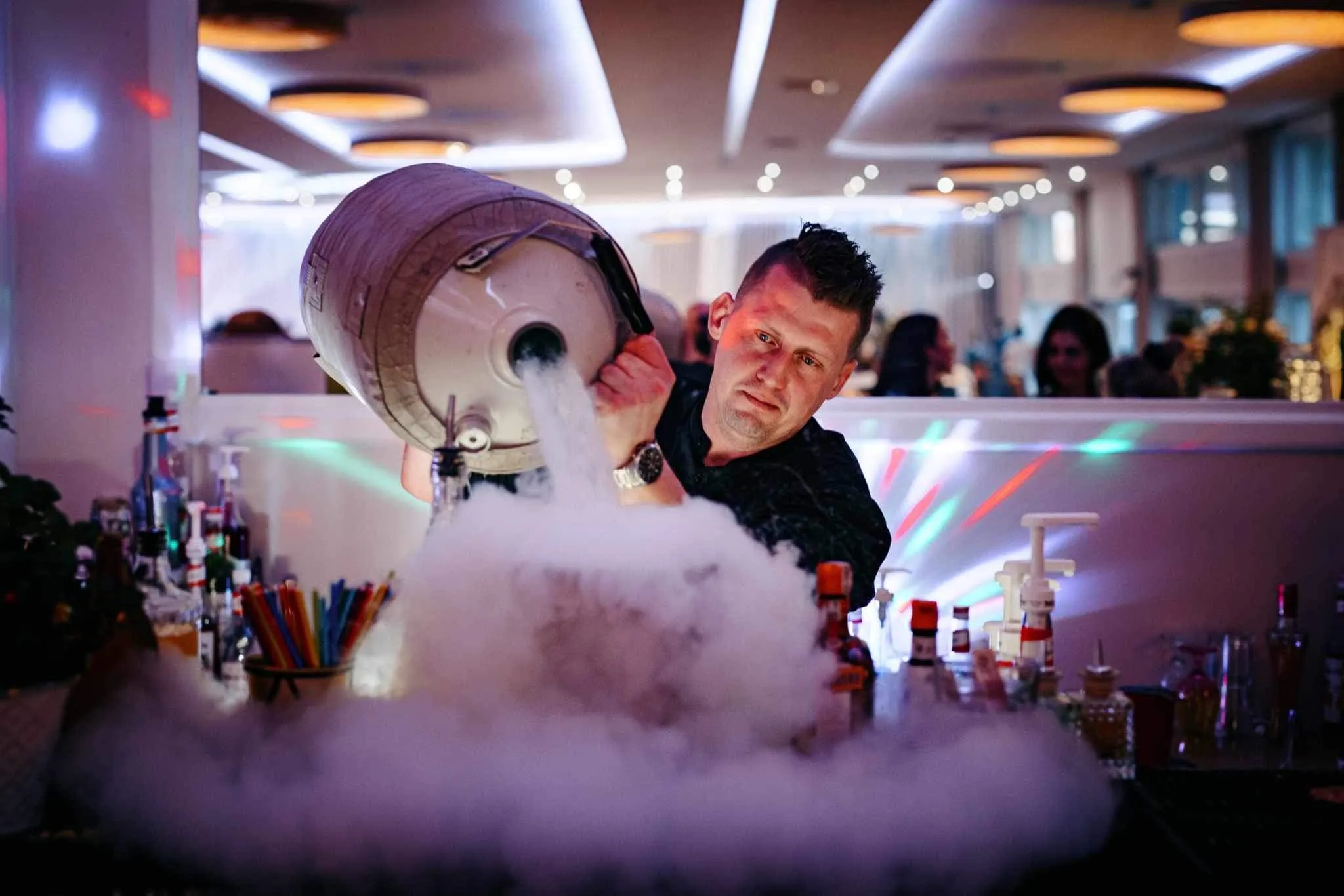 Zdjęcie inspiracji ślubnej — BAR MARTIN-MARCIN KOTWICA🍹