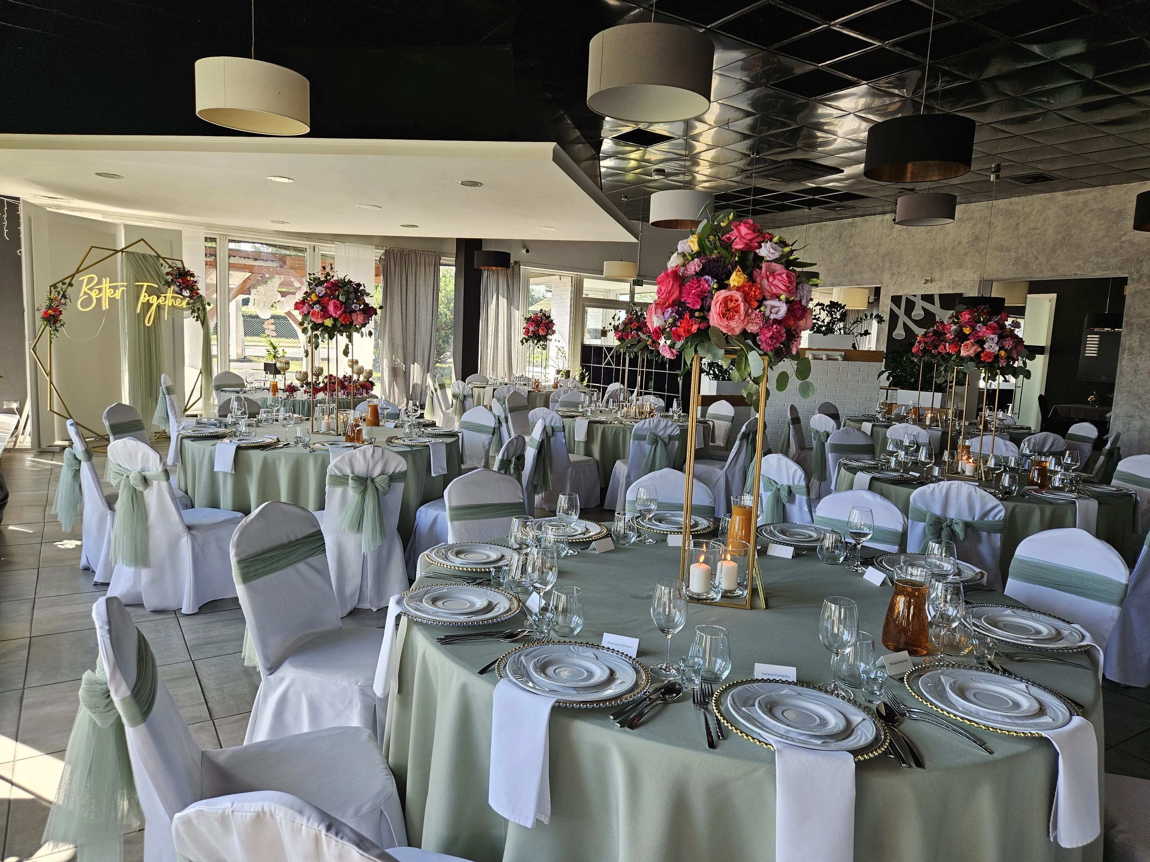 Zdjęcie inspiracji ślubnej — Restauracja Hole In One