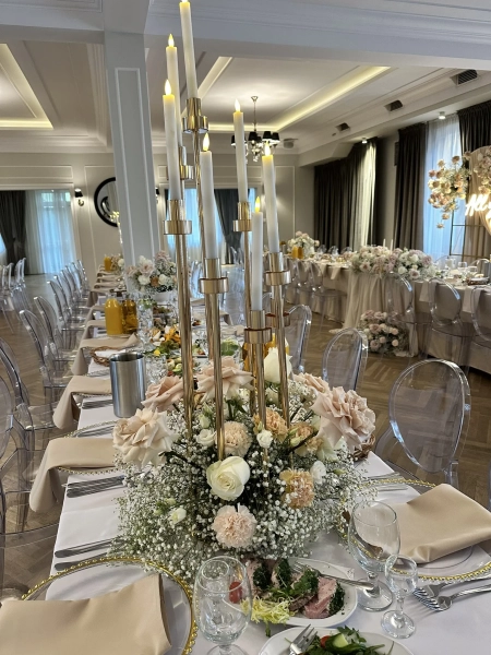 świece, róże — SAS rooms & restaurant — Sala weselna · Lublin