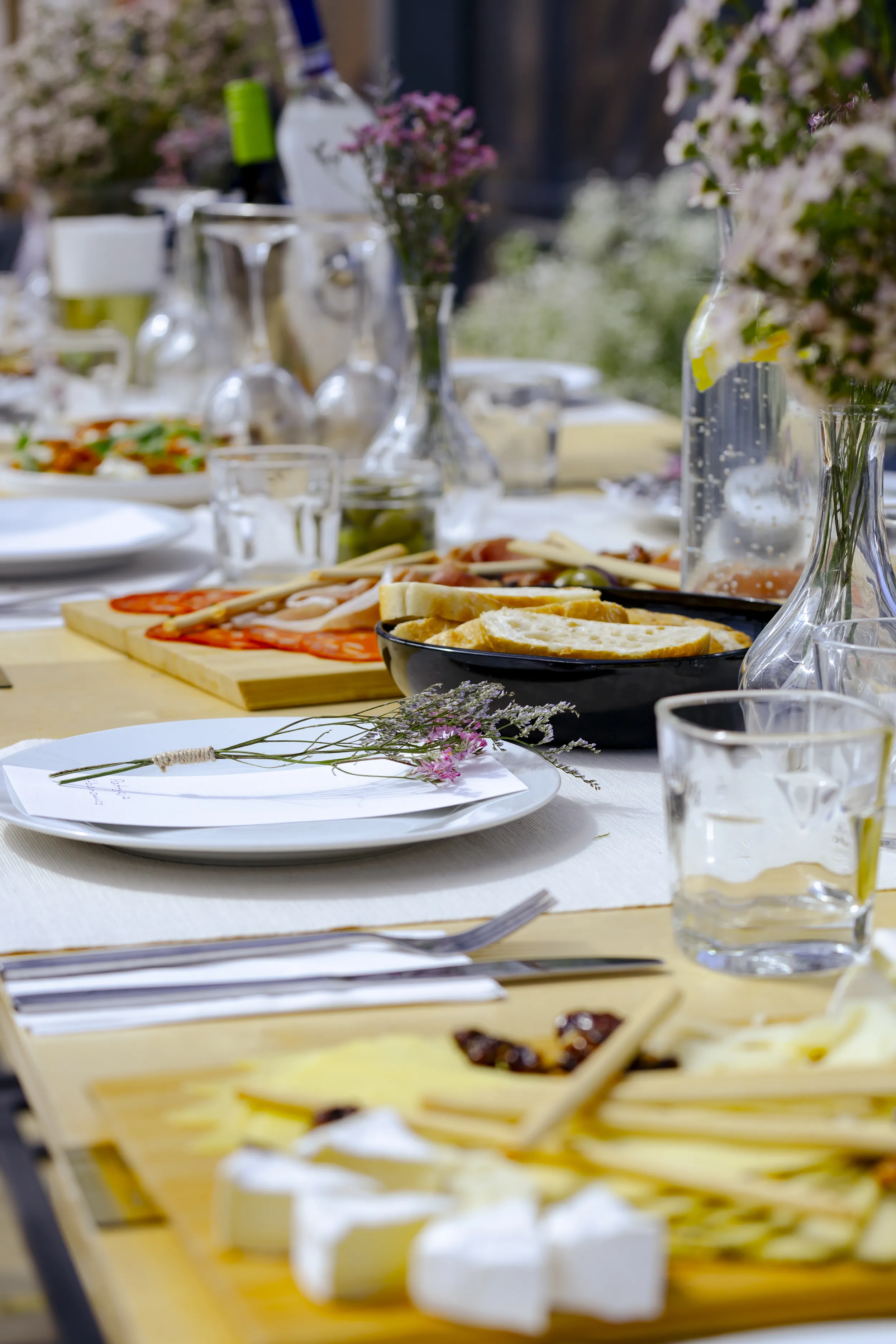 Zdjęcie inspiracji ślubnej — Restauracja MIEJSCE | na wodzie | Port Czerniakowski
