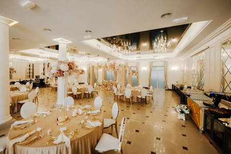 stół pary młodej — Hotel Luxor & Atelia Centre **** — Sala weselna · Lublin
