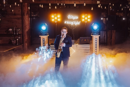 girlandy świetlne, napis neonowy — Dj Danny Be - saksofon/gitara/akordeon/foto-przyczepa — Dj na wesele · Gliwice