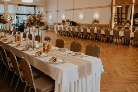 świece — Largo Lake Resort — Sala weselna · Borsk