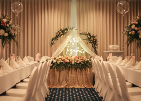stół pary młodej — Hotel Malbork **** — Sala weselna · Malbork