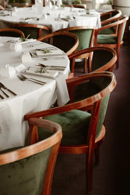butelkowa zieleń — Meduza Hotel & Restauracja Mielno — Sala weselna · Koszalin