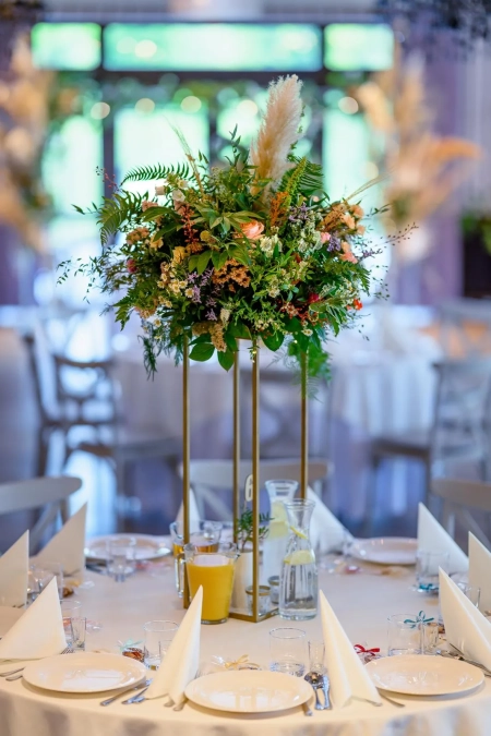 zastawa stołowa — Wrocław Golf Restaurant — Sala weselna · Wrocław