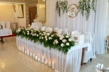 stół pary młodej — Restauracja SONATA Wadowice — Sala weselna · Wadowice