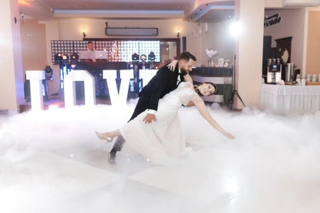taniec w chmurach — Martyna Rychlica Fotografia — Fotograf ślubny · Warszawa