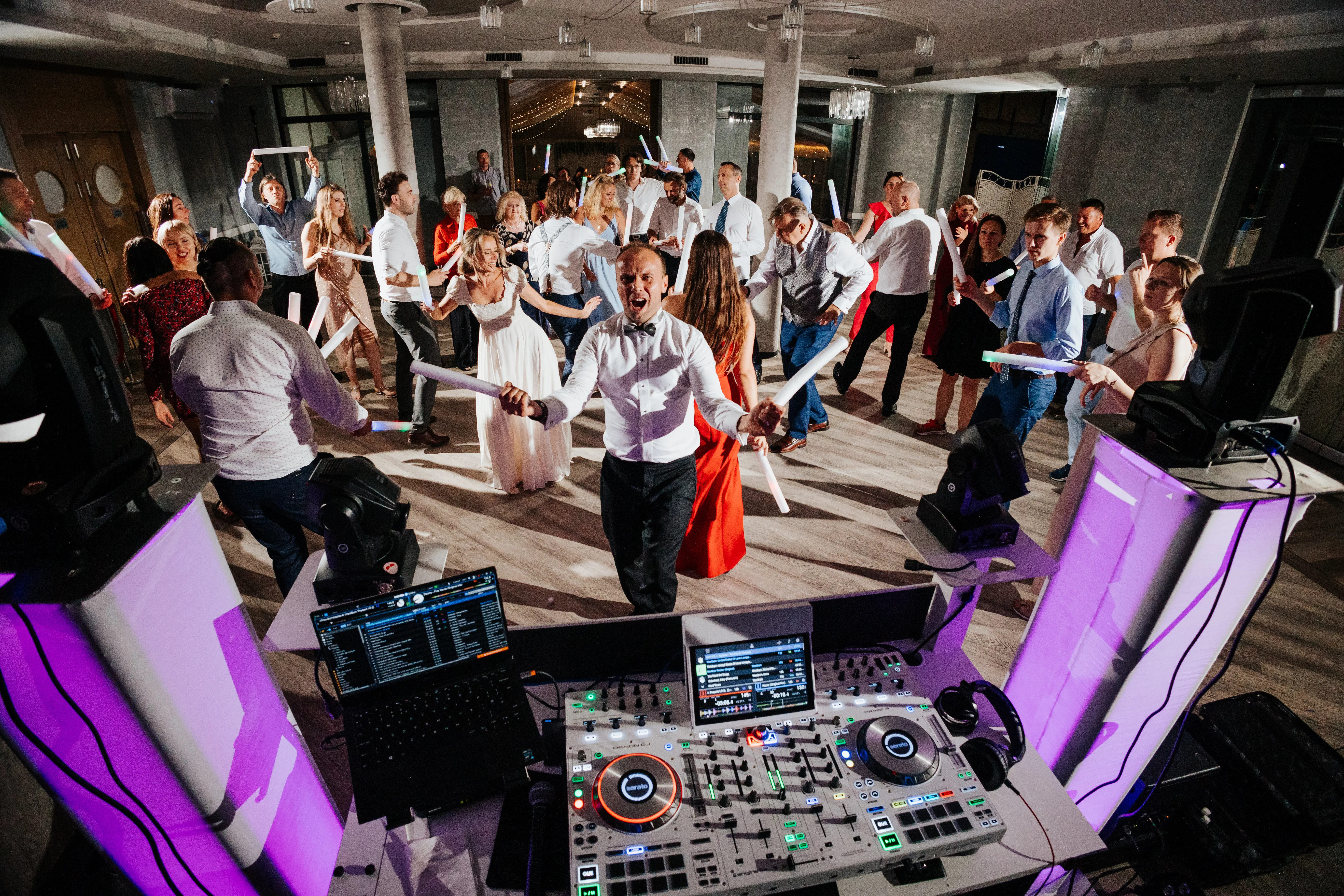 Zdjęcie inspiracji ślubnej — Dj Blażejos - Dj na wesele Imprezy okolicznościowe i firmowe