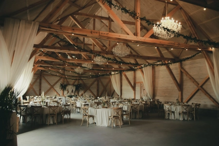 girlandy świetlne — Spichlerz Wąsowo | dwie sale — Sala weselna · Wąsowo